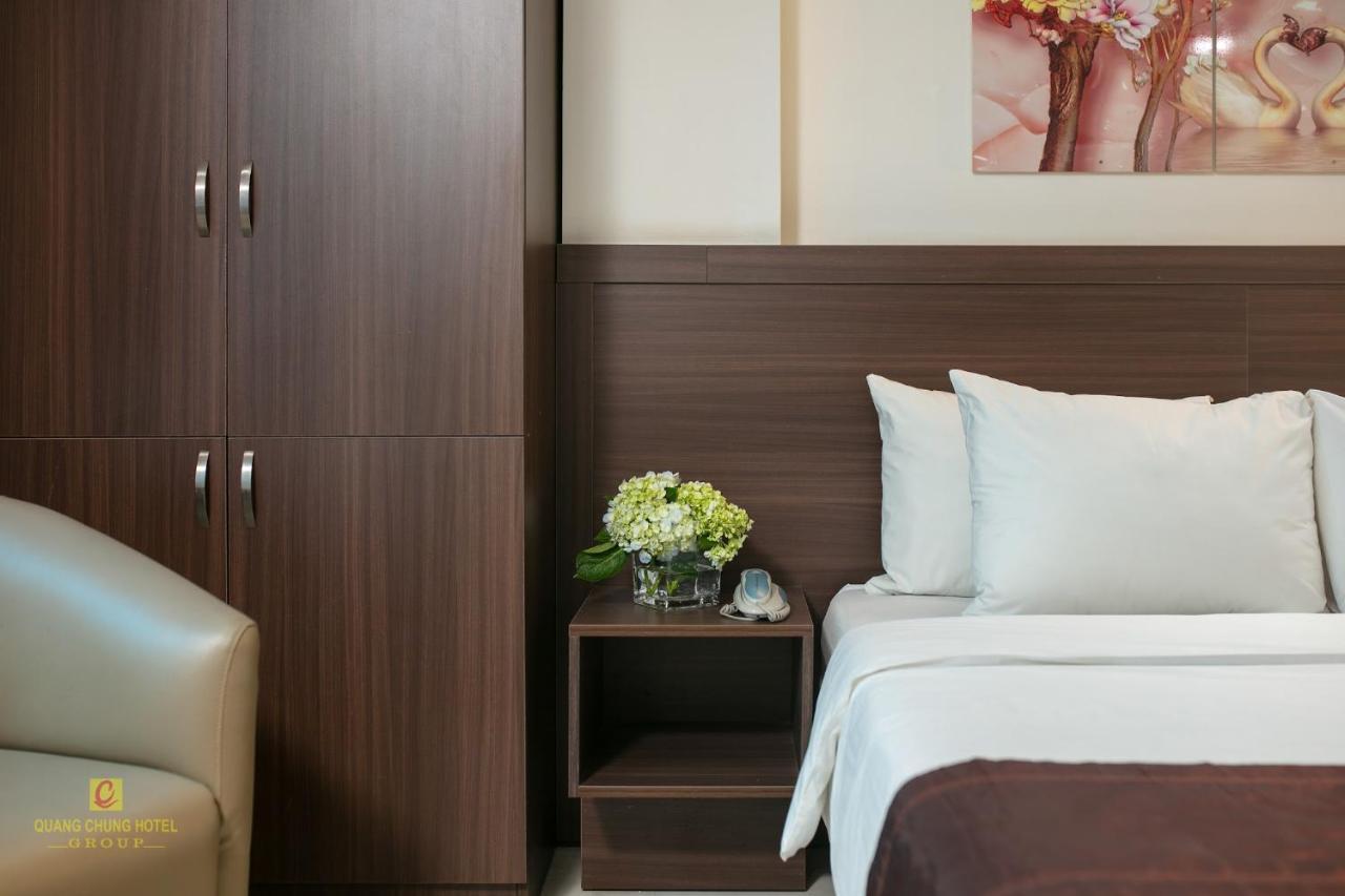 Sao Hotel Nguyen Ngoc Vu Hanoi Exterior foto