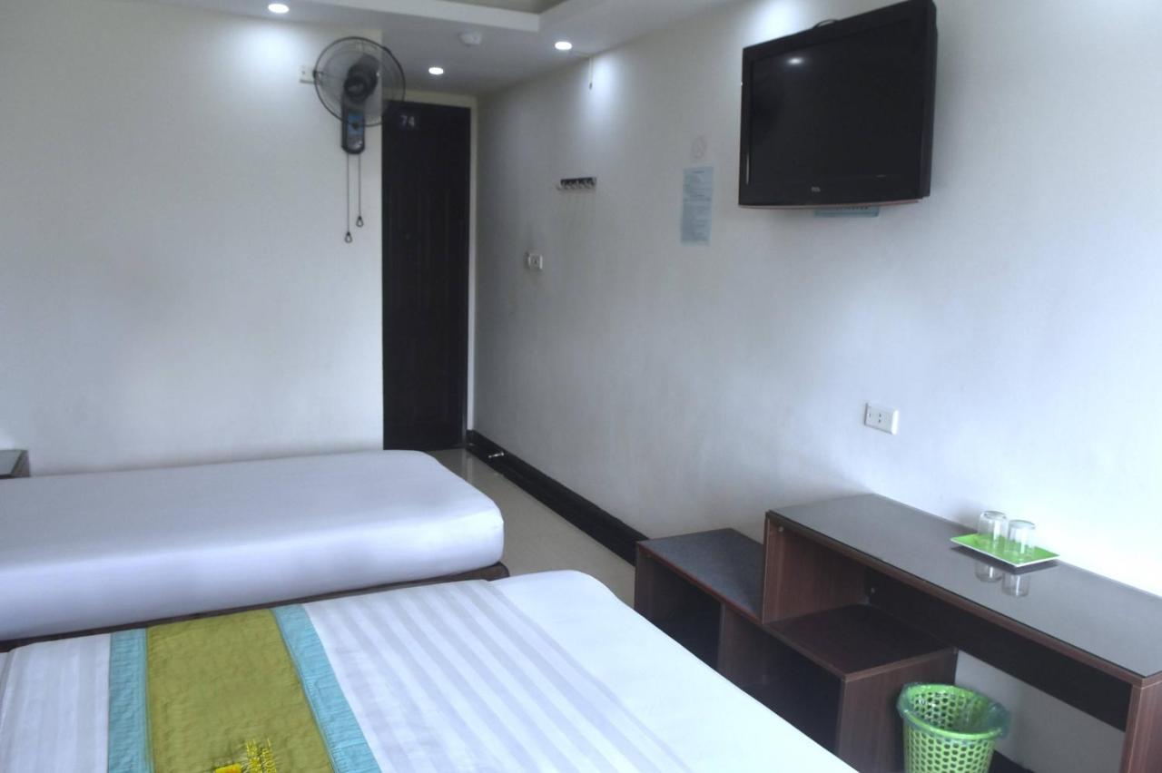 Sao Hotel Nguyen Ngoc Vu Hanoi Exterior foto